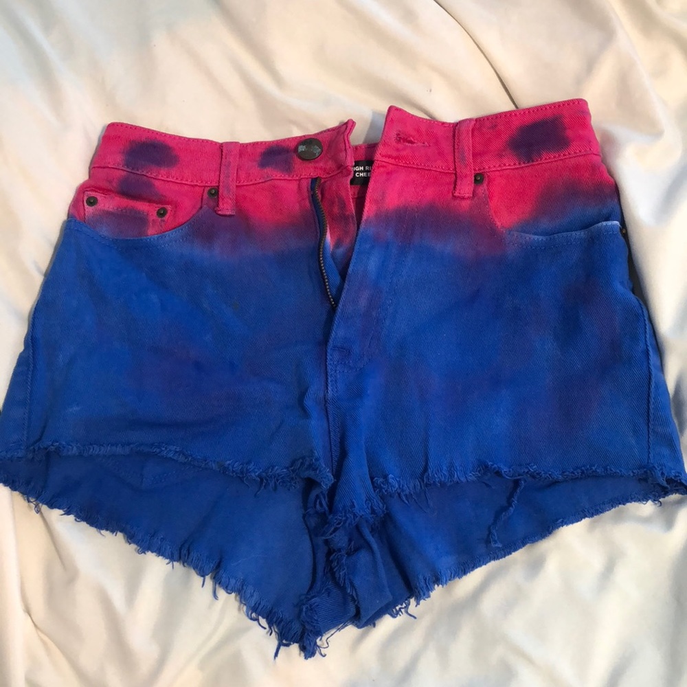 Tye die shorts